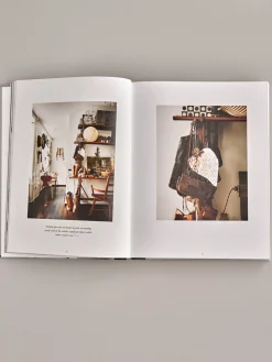 Søstrene Grene Schweiz Coffee Table Books<The Season